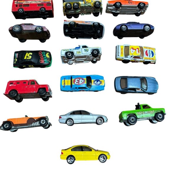 VINTAGE LOT Hot Wheels Matchbox Ertl Darda RealToy Cars AS IS - Picture 3 of 8